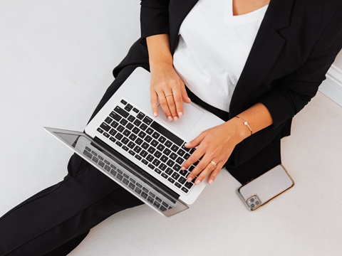 香港電訊牌照申請流程及合規(guī)要點(diǎn)詳解 香港電訊牌照申請流程及合規(guī)要點(diǎn)詳解