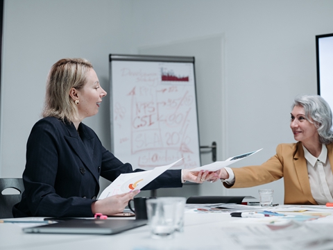 英國商標注冊指南:費用與步驟全解析 英國商標注冊指南:費用與步驟全解析