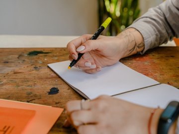 香港公司股權(quán)變更的合規(guī)流程與注意事項